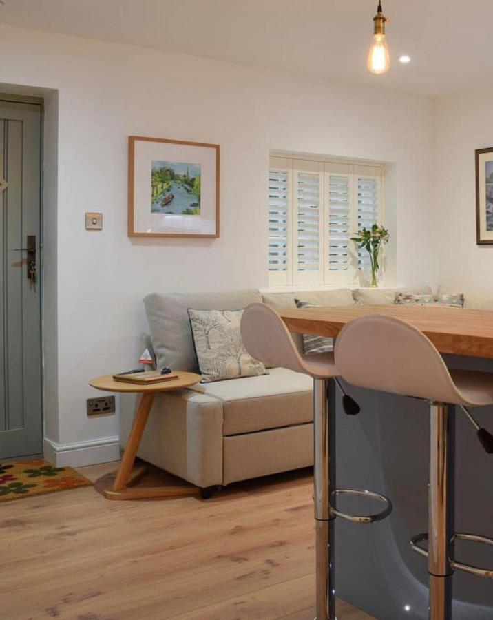 The Snug Entire Home Sleeps 2, Stratford Upon Avon Shottery Luaran gambar